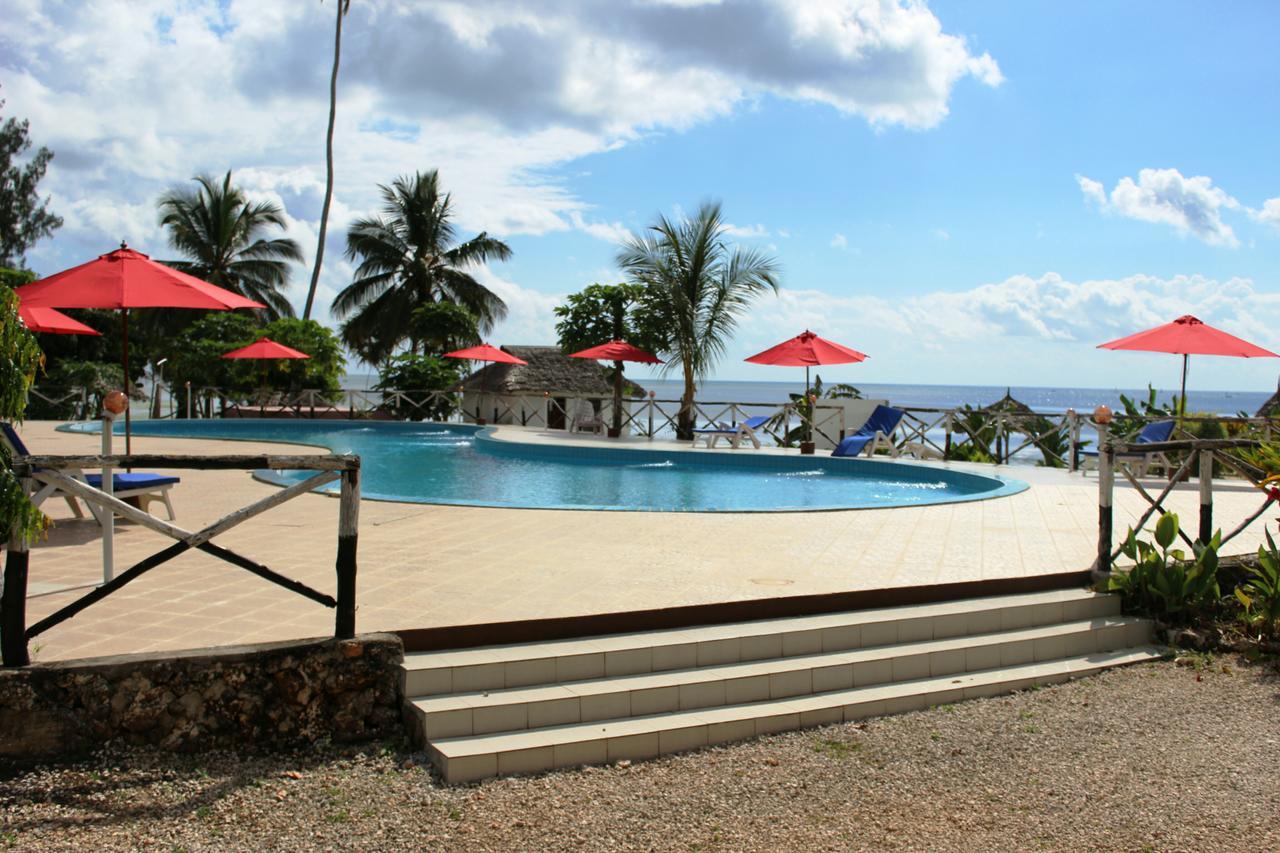 Coconut Tree Village Beach Resort Uroa Eksteriør billede