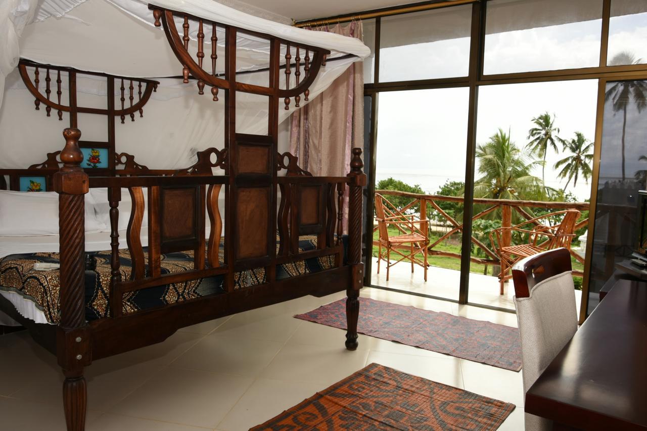 Coconut Tree Village Beach Resort Uroa Eksteriør billede